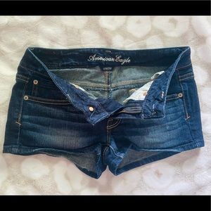 AE SUPER STRETCH JEAN SHORTS